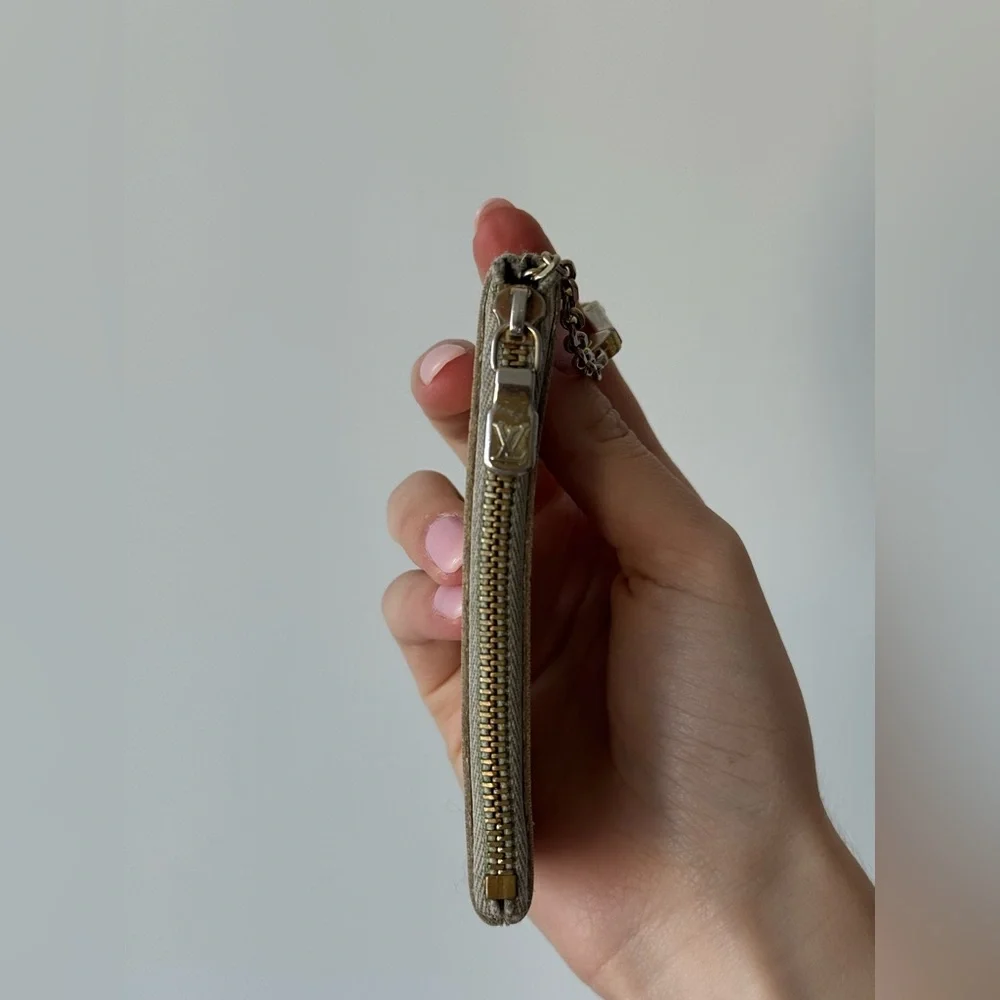 VINTAGE LOUIS VUITTON KEY POUCH - Picture 6 of 8